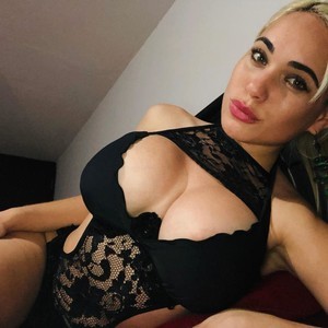 bigtitsbeauty Nude Chat